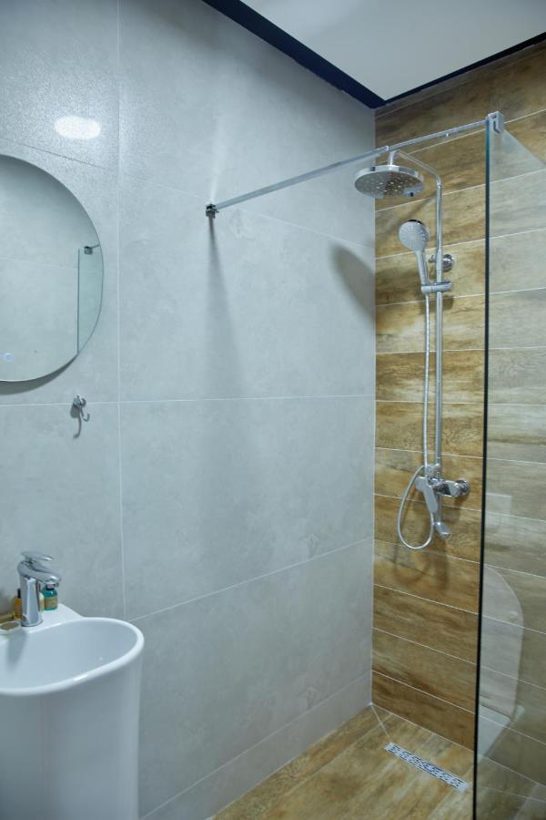 Amico Hotel Пристина Екстериор снимка