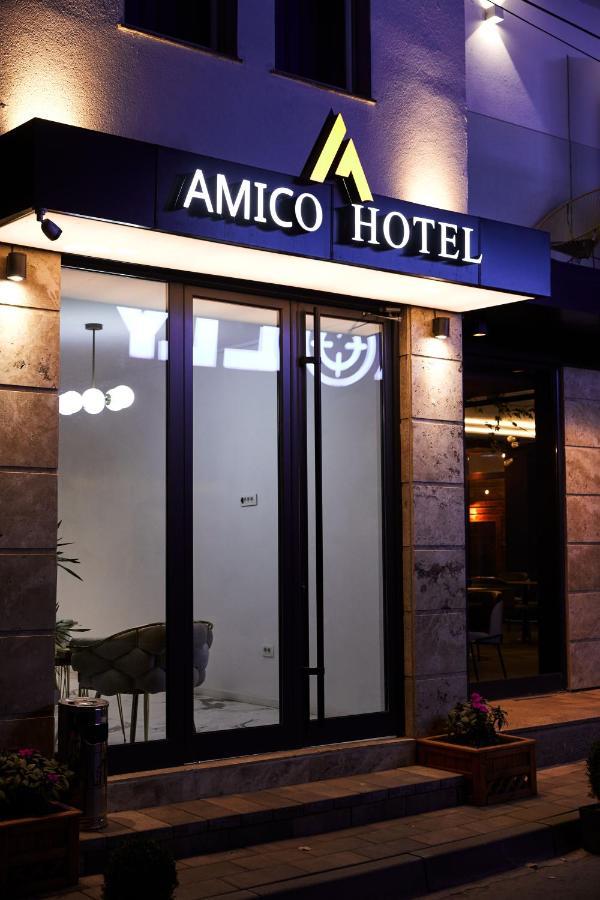 Amico Hotel Пристина Екстериор снимка